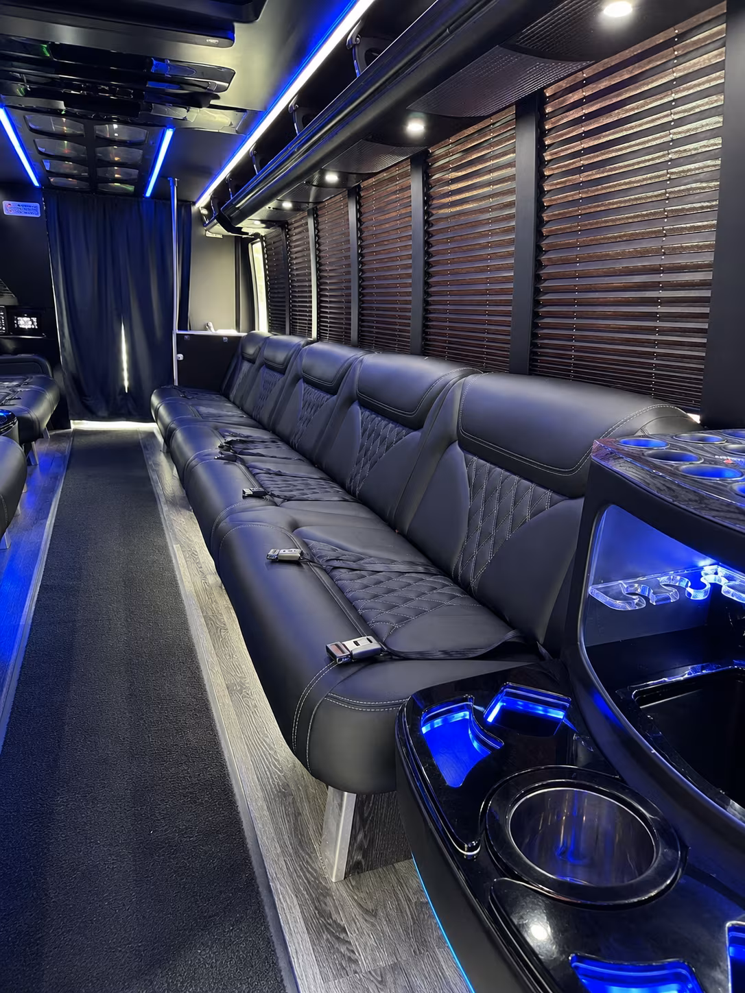 party bus transportation for hawthorne area proms at